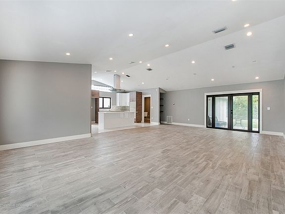 5th image of 9231 SW 170th Ln