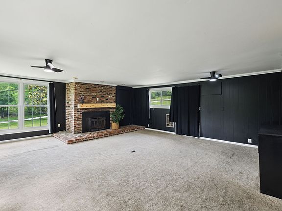 5th image of 1155 Ridge Hill Rd