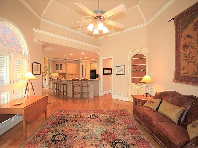 1710 Sugarloaf Club Dr — Photo 17