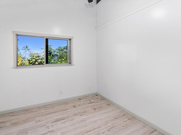5th image of 618 Laniolu Pl