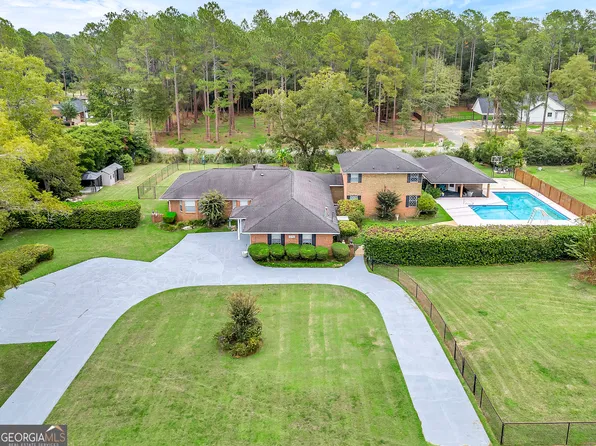 1296 McQuaig St NW, Cairo, GA 39828