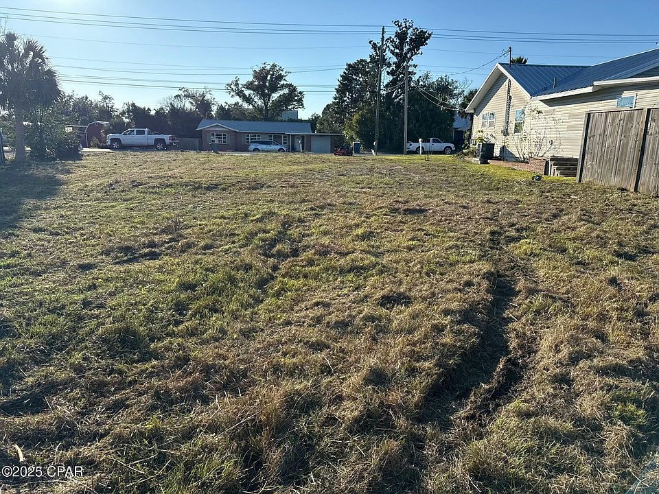 2nd image of 1018 Oak Ave