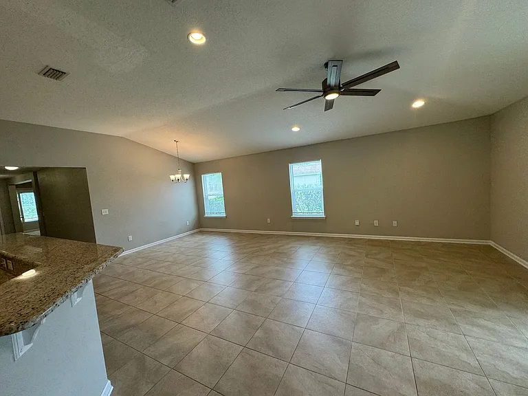 604 Champion Ridge Dr — Photo 3