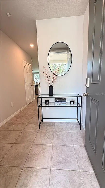 3 bed, 2.5 bath, 1481 sqft, $2,200 — Photo 2