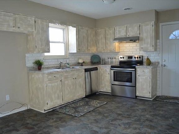 5th image of 235 Westerly Dr