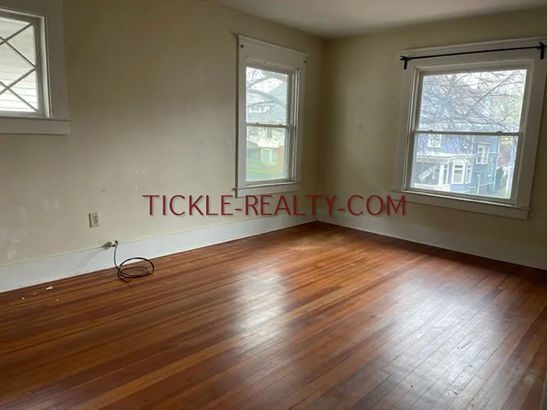 60 Shepard St — Photo 9
