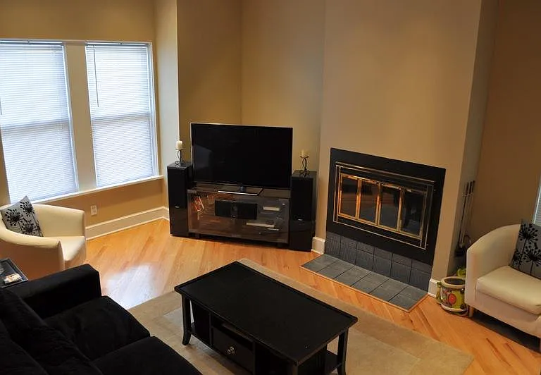 2659 N Mildred Ave #2 — Photo 2