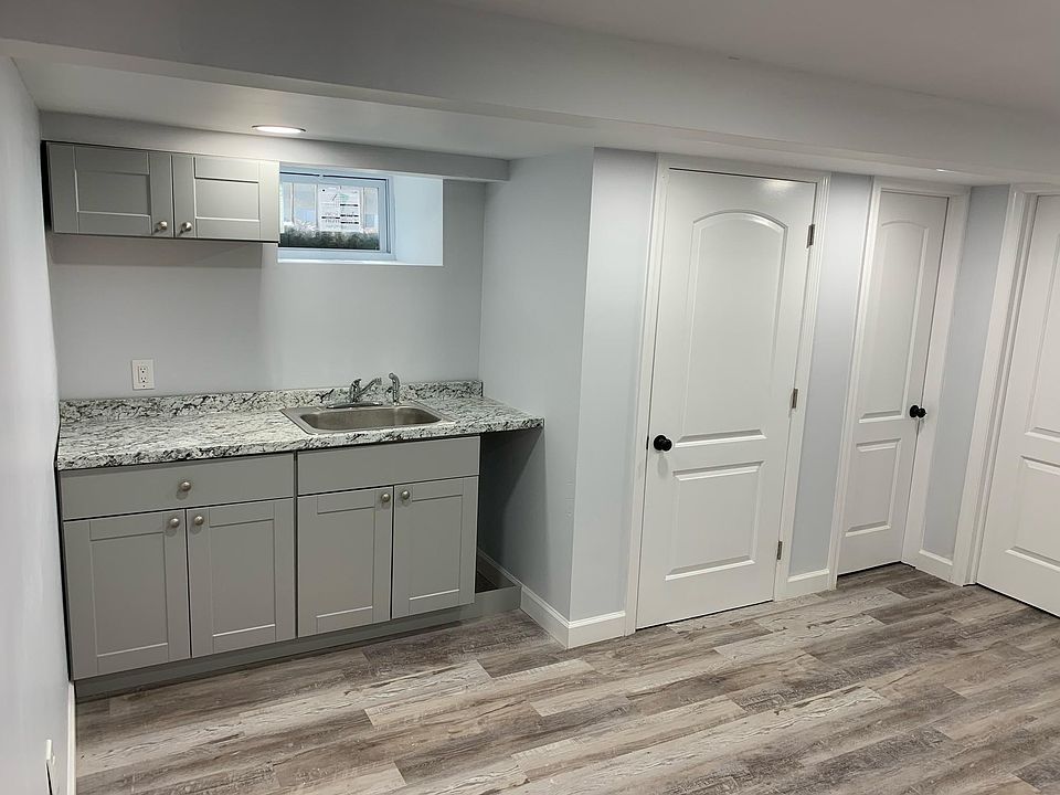 1st image of 899 Jerusalem Ave #1