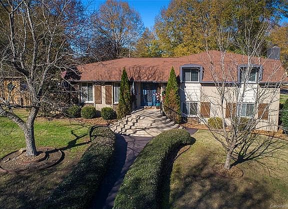 4th image of 6500 Brynwood Dr