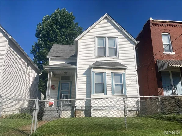 5121 Wicklow Pl, Saint Louis, MO 63111