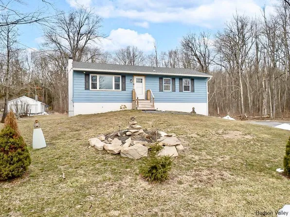 38 Kisor Road, Highland, NY 12528