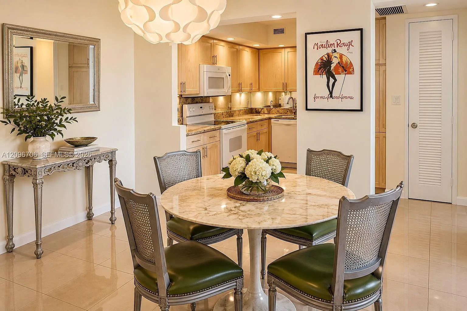 5600 Condo — Photo 4