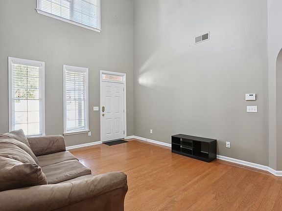 4th image of 4970 Warmstone Way SE