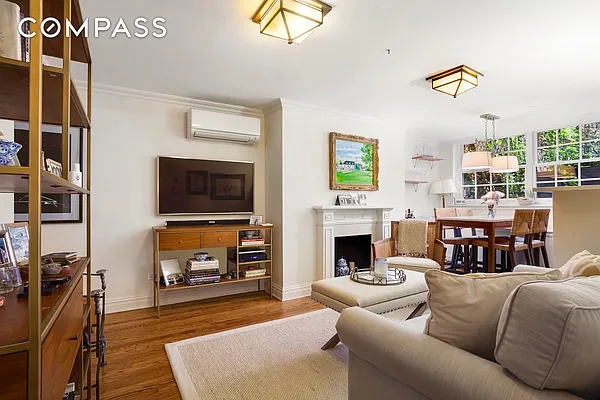 Rented by Compass | media 40