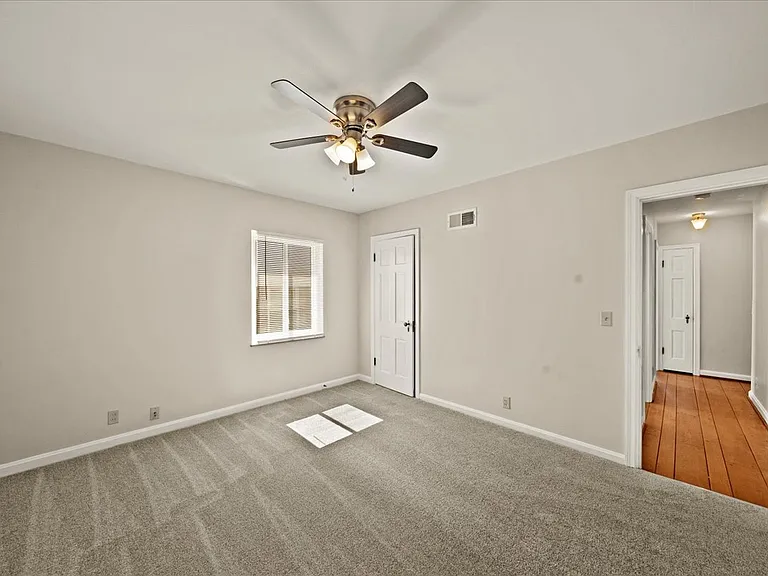 3151 Mozart Ave #2 — Photo 13