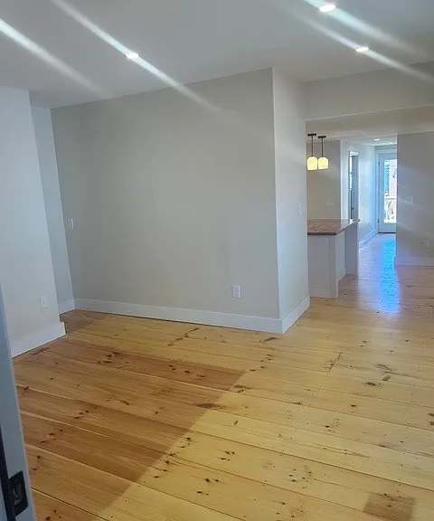 6 Pleasant St #2 — Photo 4