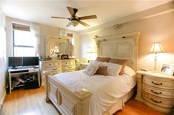 Sold by R New York | media 6