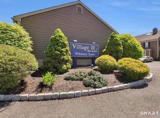32 Whitney Ln #32, Glastonbury, CT 06033