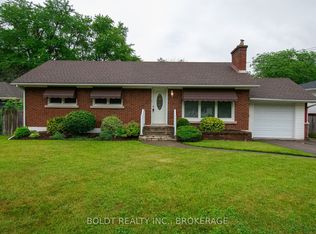 25 Elm Ridge Dr, Saint Catharines, ON L2T 2A7