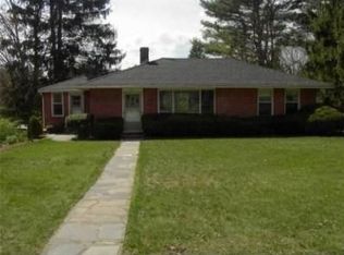 190 Upper North St, Ware, MA 01082