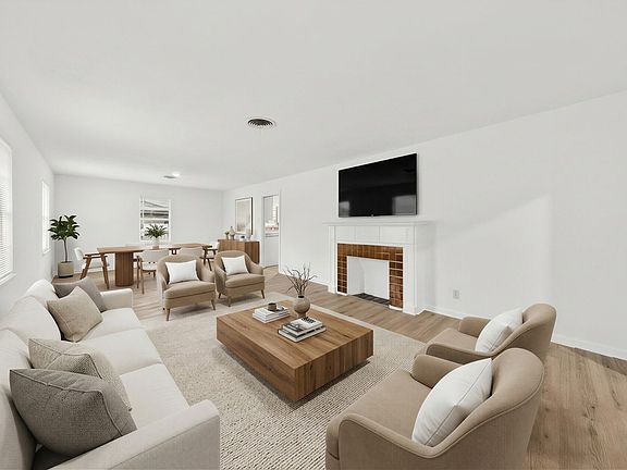 4th image of 473 University Dr