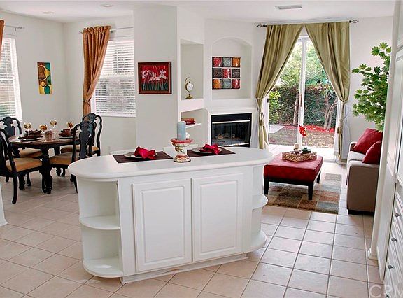 5th image of 28435 Mayfair Dr