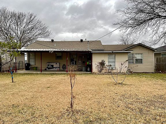 5th image of 3004 James Ave