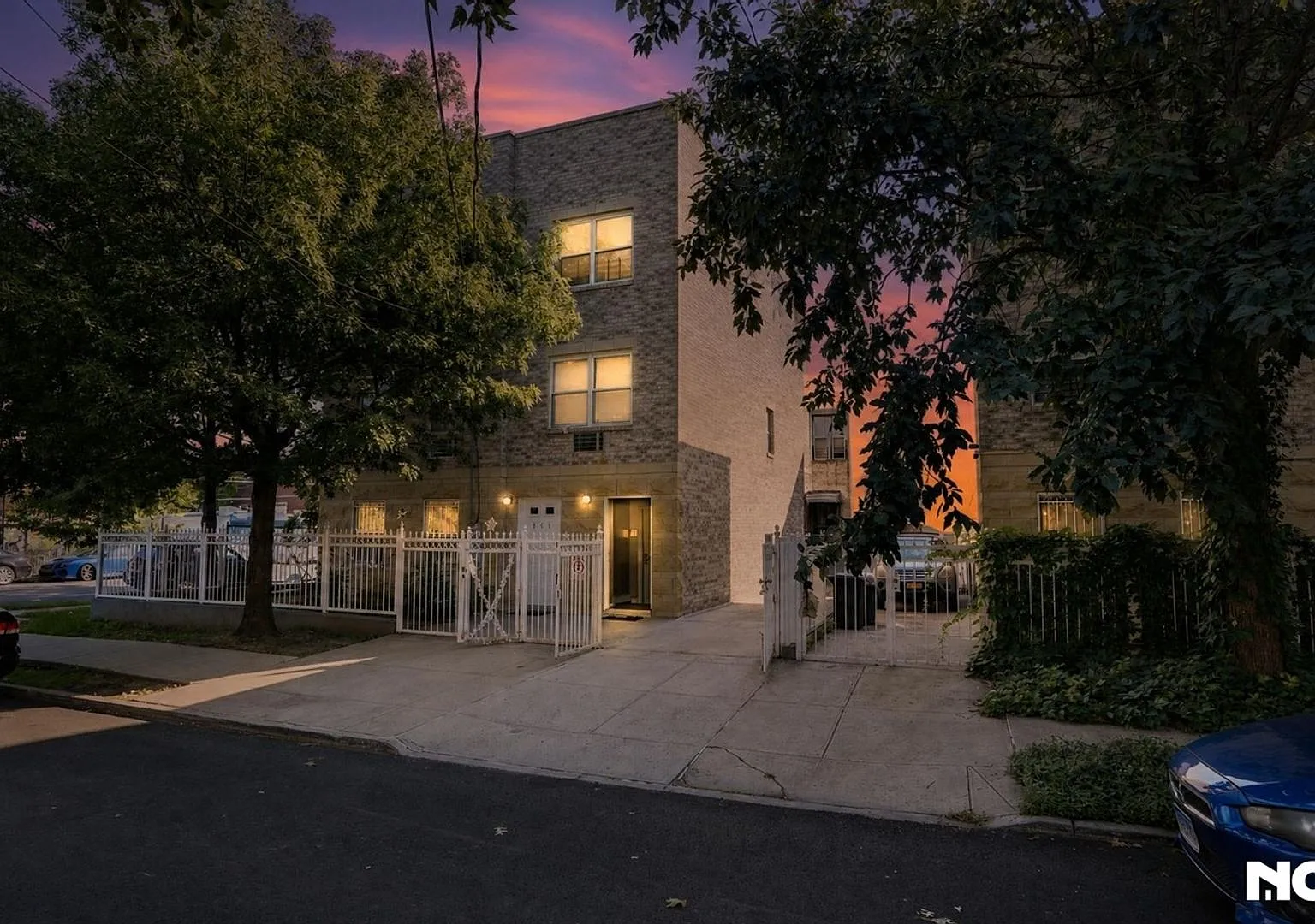 Spacious 3BR Apartment in Brooklyn — Photo 1