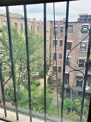 Rented by Douglas Elliman | media 21