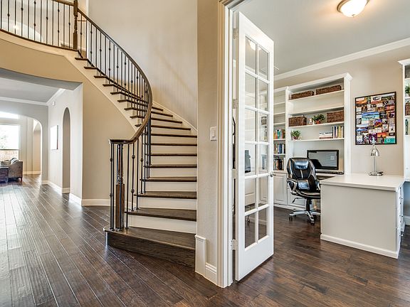 4th image of 569 Pagosa Springs Dr