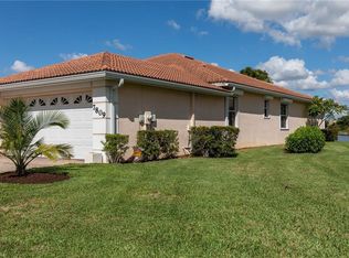 7809 Berkshire Pines Dr, Naples, FL 34104