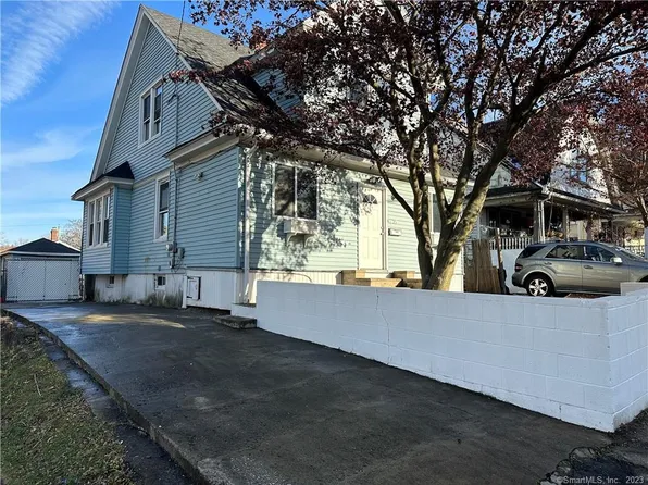 25 Lockhart Avenue, Waterbury, CT 06705
