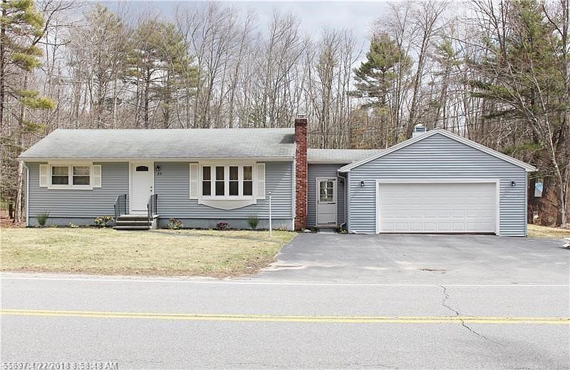Front view of 89 Duck Pond Road.