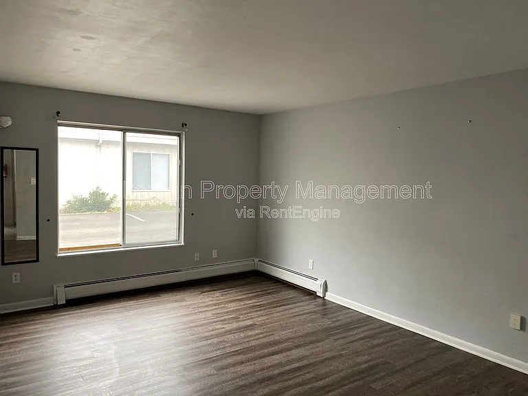 730 Pioneer St #2 — Photo 2