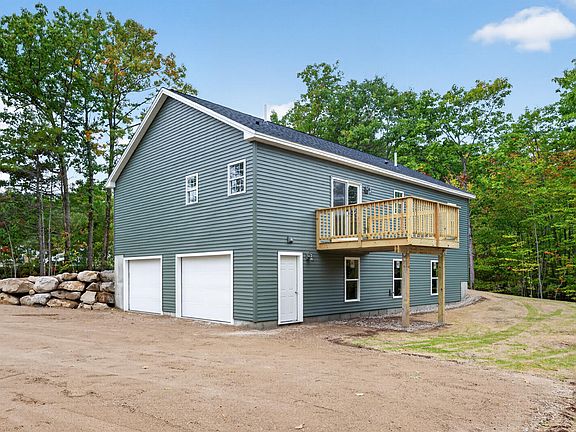 2nd image of 522 Maplewood Road #-
