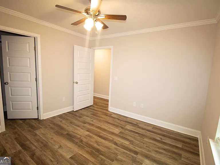 106 Woodsedge Dr #B — Photo 7