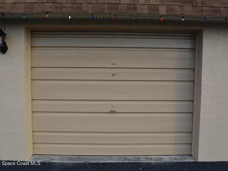 8500 Ridgewood Ave #304 — Photo 28