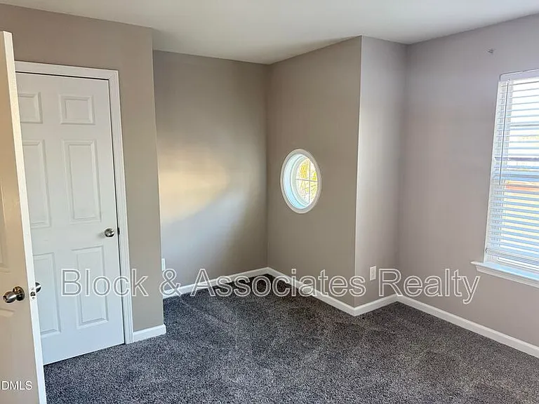 3102 Berkeley Springs Pl — Photo 17