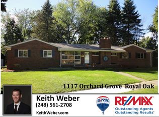 1117 Orchard Grove Dr, Royal Oak, MI 48067