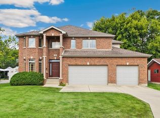 136 Oakwood Ave, Des Plaines, IL 60016