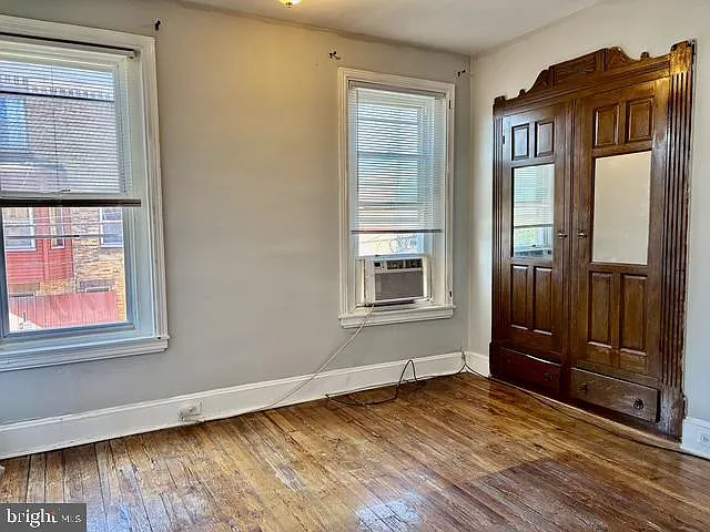 2503 Carpenter St — Photo 11