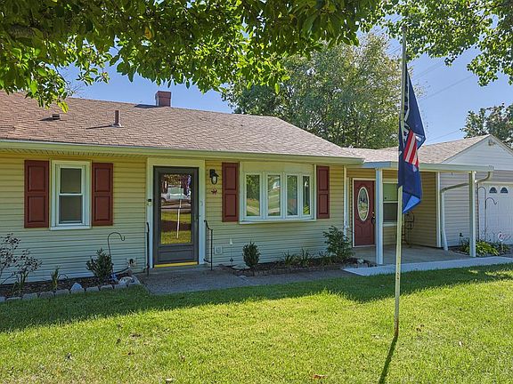 3rd image of 3680 Shady Ln