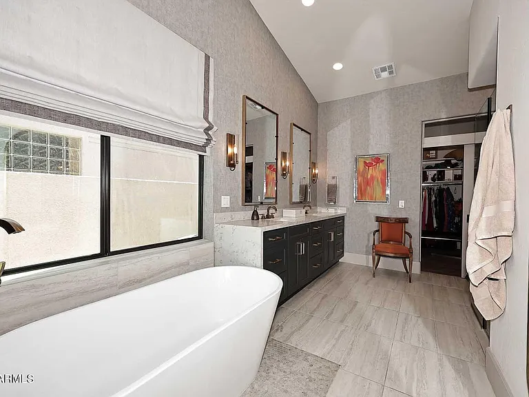 8334 E Jenan Dr — Photo 31