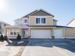 4906 Pamplona Dr, Pasco, WA