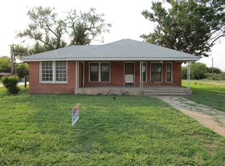 614 S Orient St, Stamford, TX 79553
