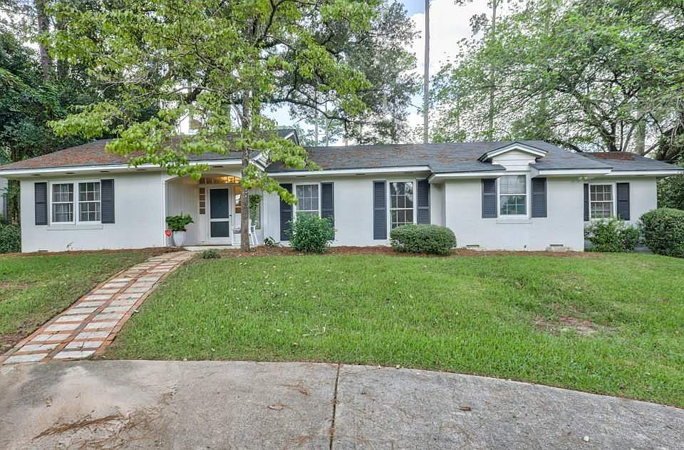 1st image of 1411 N Randolph Cir