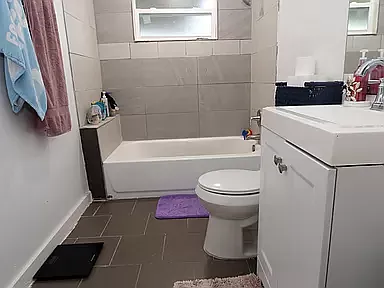 3 bed, 990 sqft, $1,400 — Photo 4
