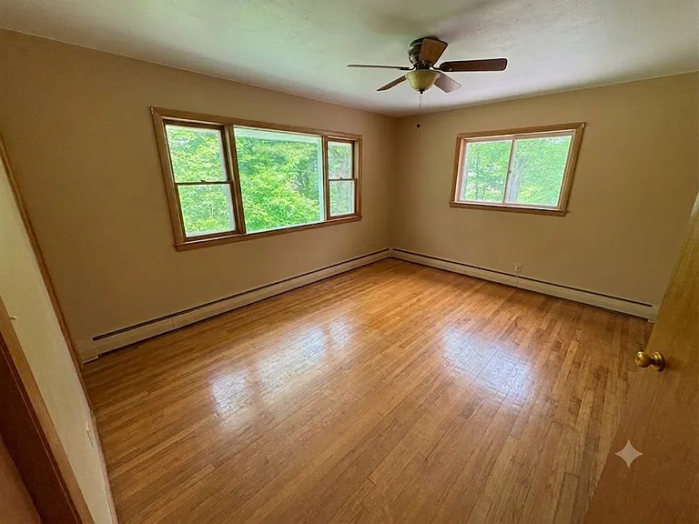 3580 Slinger Rd — Photo 18