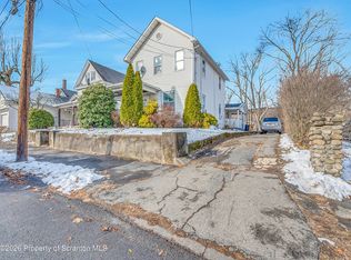 107 2nd St FLOOR 2, Olyphant, PA 18447