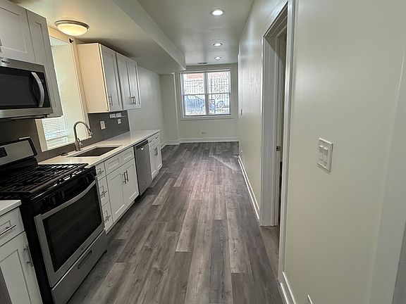 2nd image of 3119 W Belden Ave #1